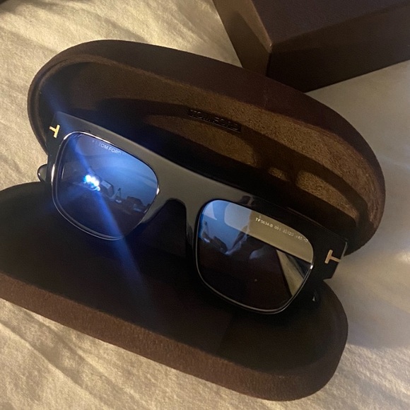 Authentic Tom Ford eyeglasses - Picture 6 of 17